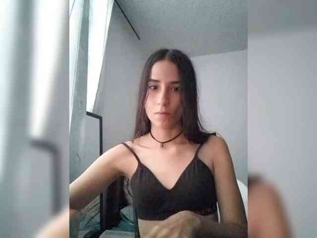 Dannali22 webcam