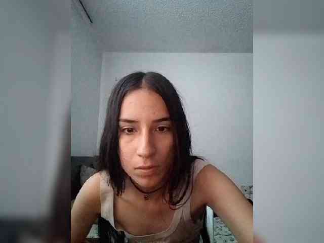 Dannali22 webcam