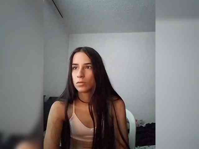 Dannali22 webcam