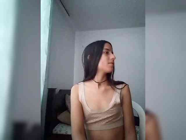 Dannali22 webcam