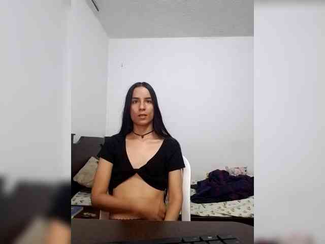 Dannali22 webcam