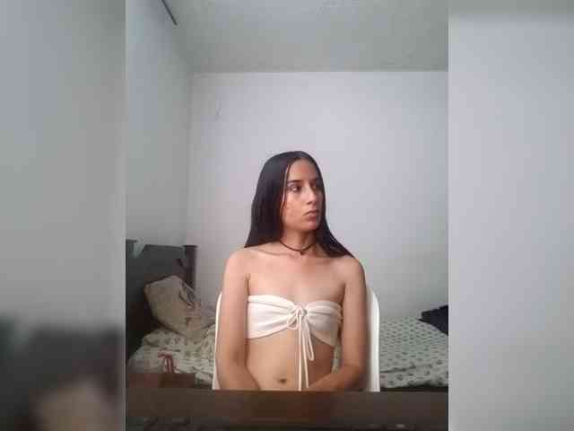 Dannali22 webcam
