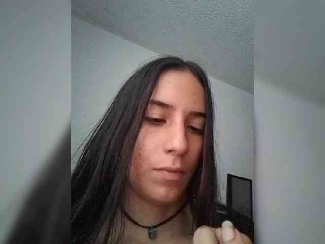Dannali22 webcam