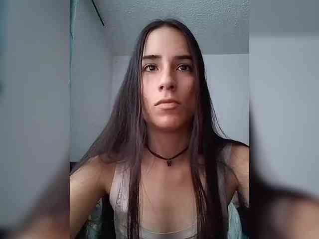 Dannali22 webcam