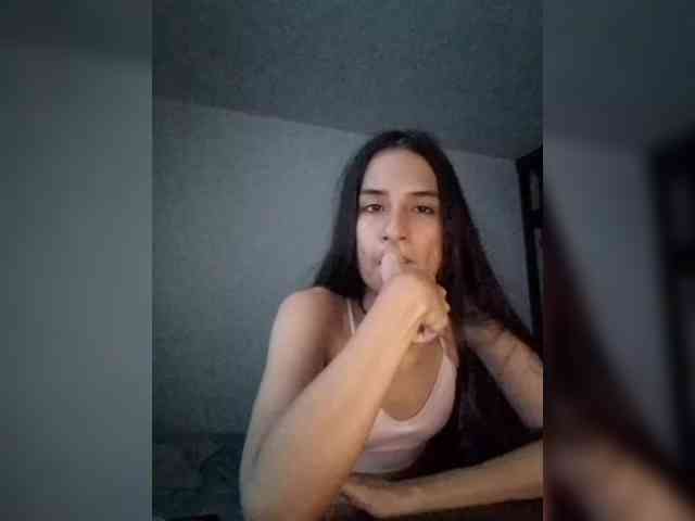 Dannali22 webcam