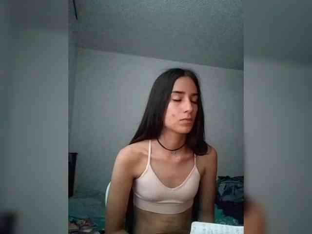 Dannali22 webcam