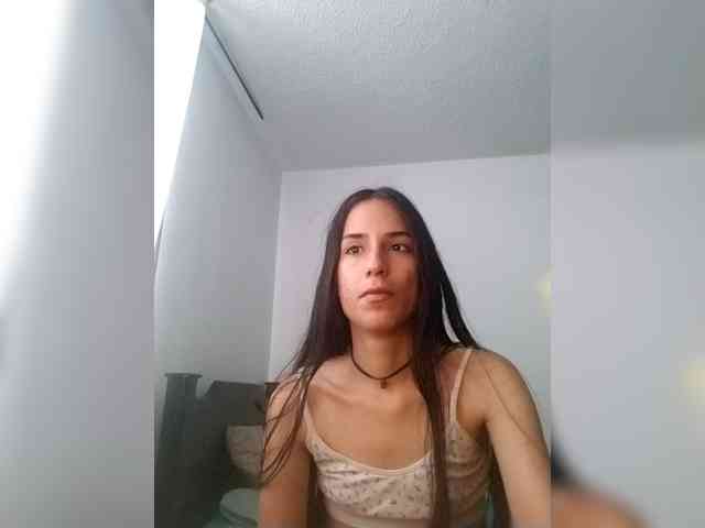 Dannali22 webcam