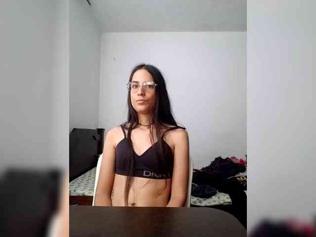 Dannali22 webcam