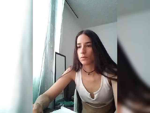 Dannali22 webcam