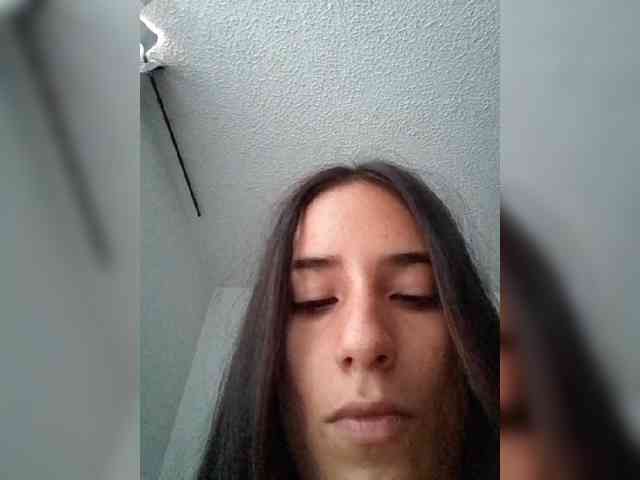 Dannali22 webcam