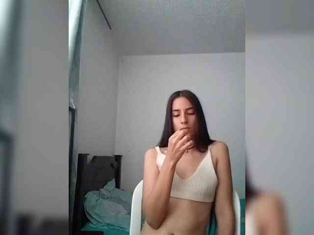 Dannali22 webcam
