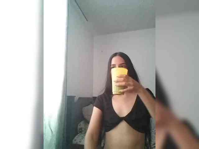 Dannali22 webcam