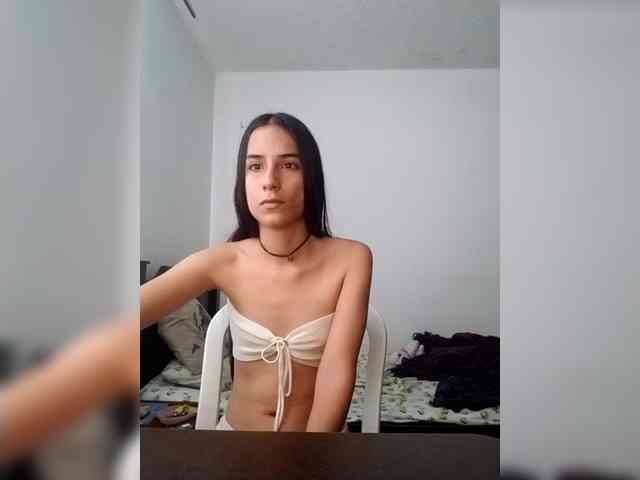 Dannali22 webcam