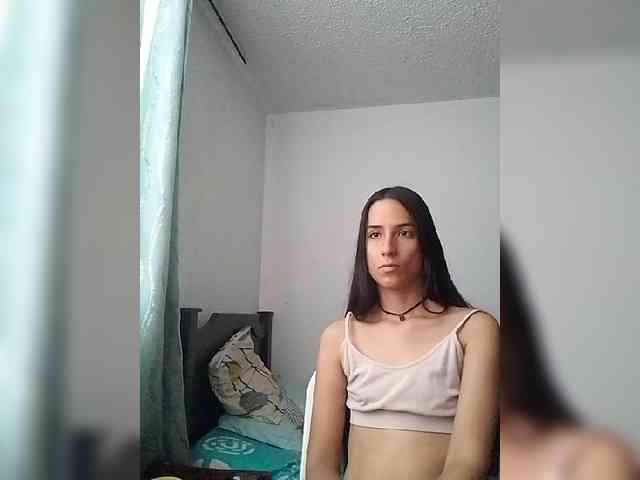 Dannali22 webcam