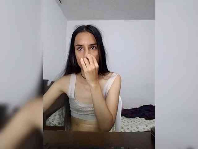 Dannali22 webcam