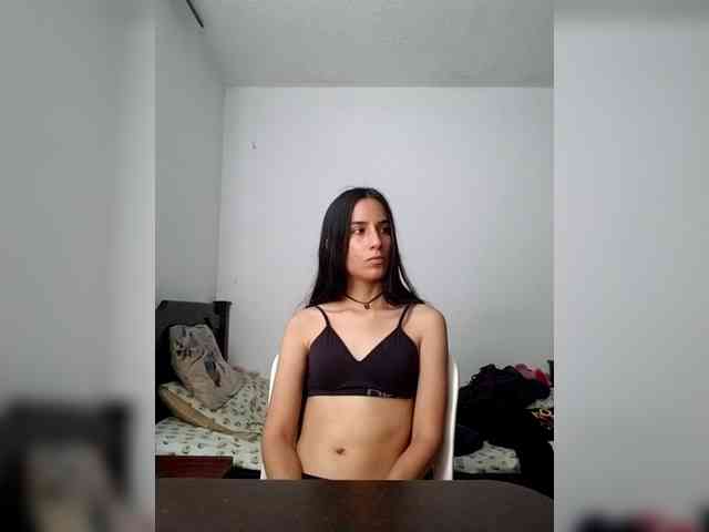 Dannali22 webcam