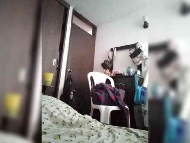 Dannali22 webcam