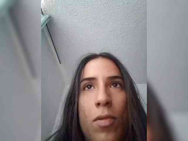 Dannali22 webcam