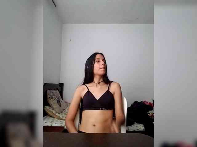 Dannali22 webcam