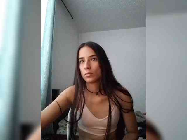 Dannali22 webcam