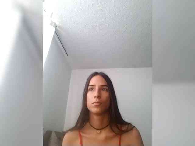 Dannali22 webcam