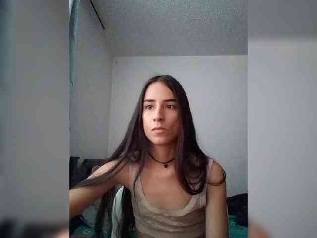 Dannali22 webcam