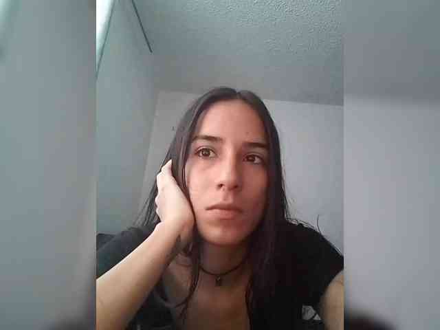 Dannali22 webcam