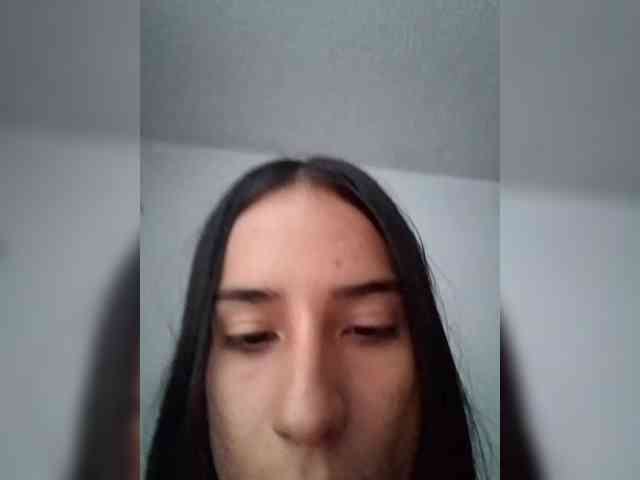 Dannali22 webcam