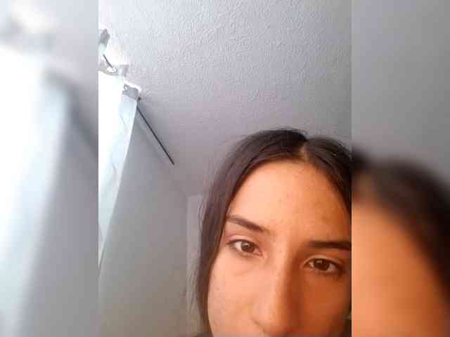 Dannali22 webcam