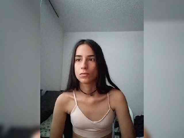 Dannali22 webcam