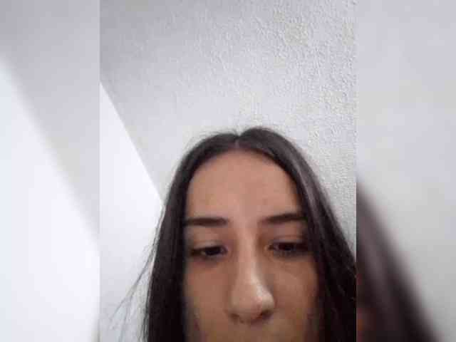 Dannali22 webcam