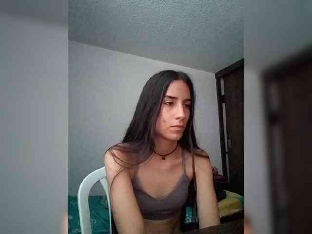 Dannali22 webcam