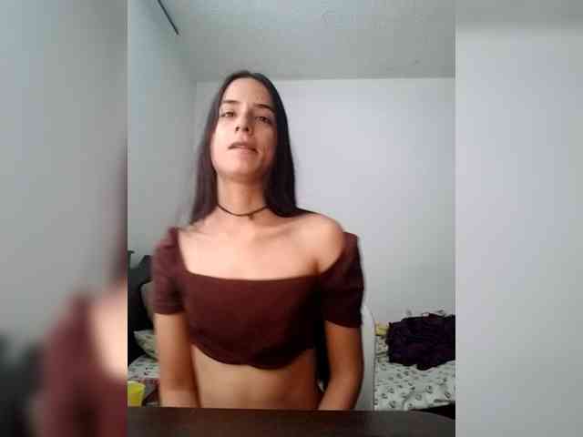 Dannali22 webcam