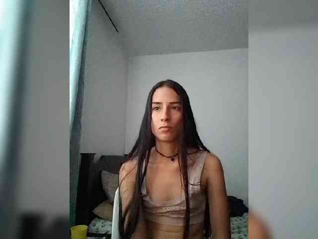 Dannali22 webcam