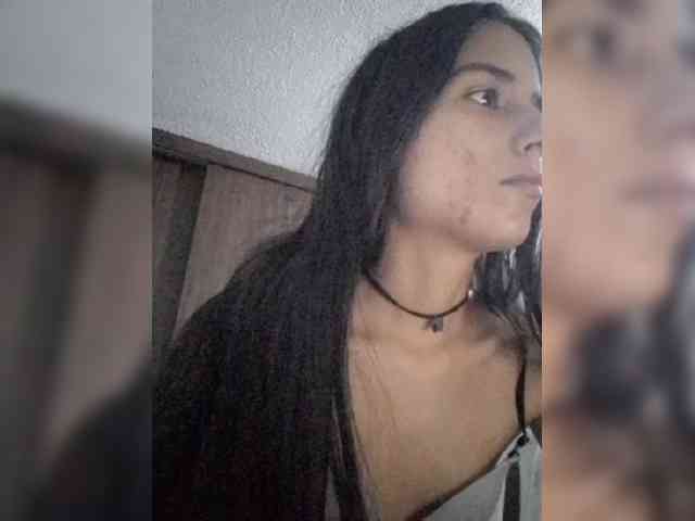 Dannali22 webcam