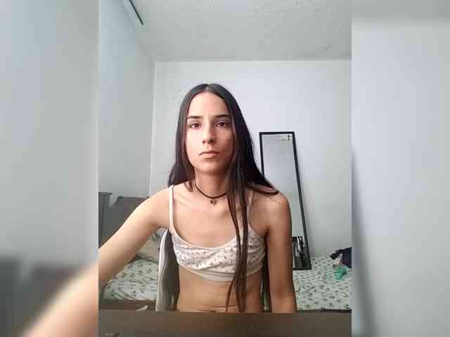 Dannali22 webcam