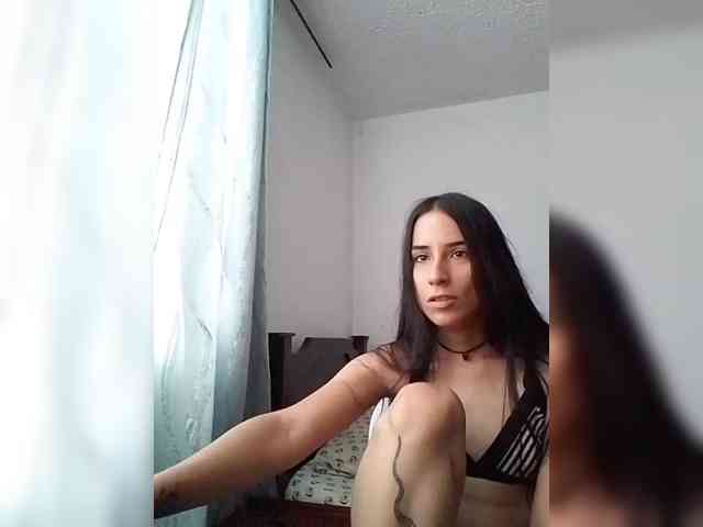 Dannali22 webcam