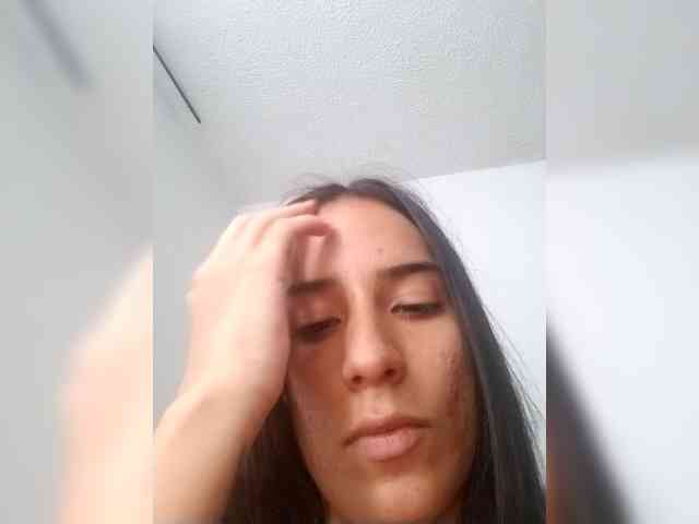 Dannali22 webcam