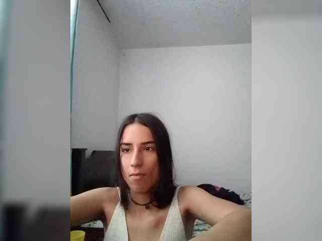Dannali22 webcam