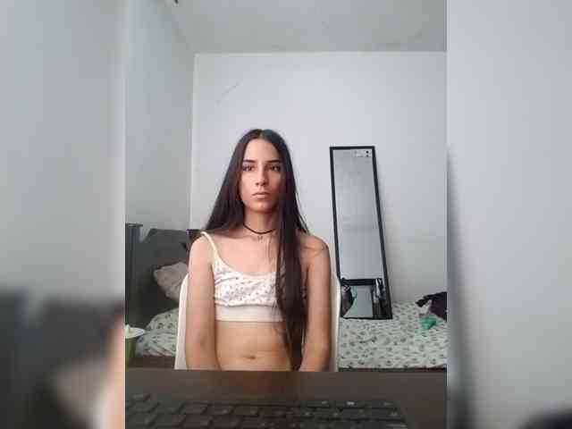 Dannali22 webcam