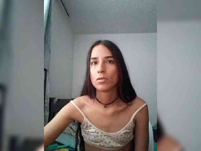 Dannali22 webcam