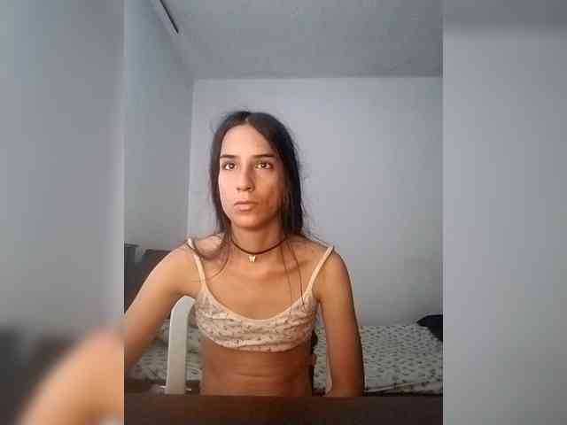 Dannali22 webcam
