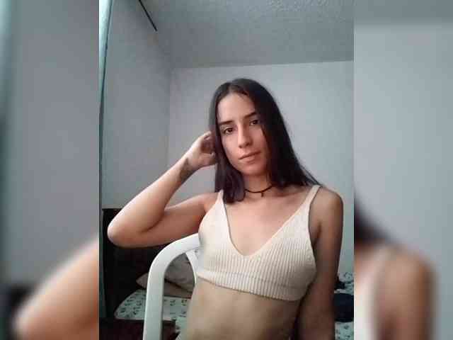 Dannali22 webcam
