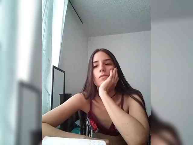 Dannali22 webcam