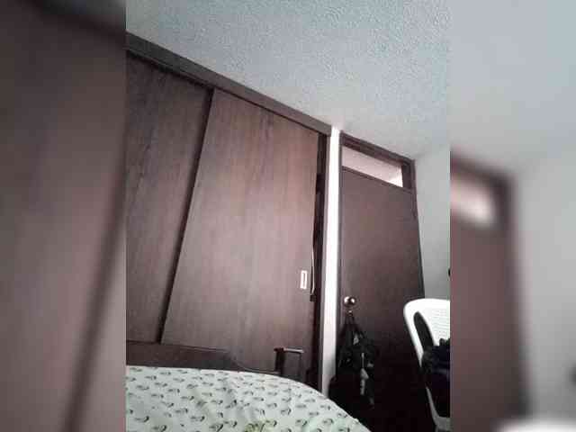 Dannali22 webcam