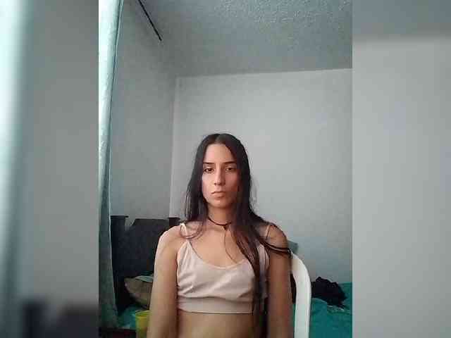 Dannali22 webcam