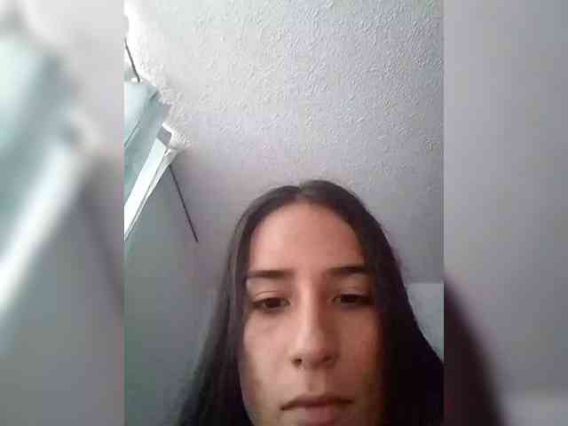 Dannali22 webcam