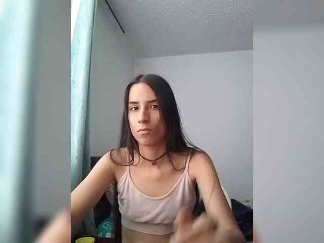 Dannali22 webcam