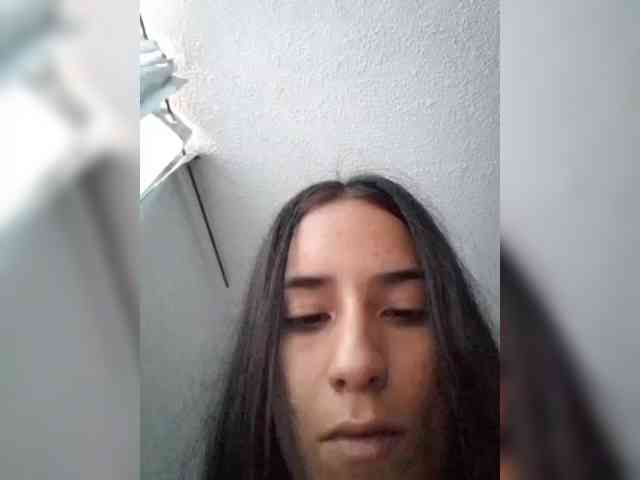 Dannali22 webcam