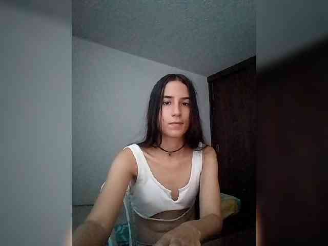 Dannali22 webcam